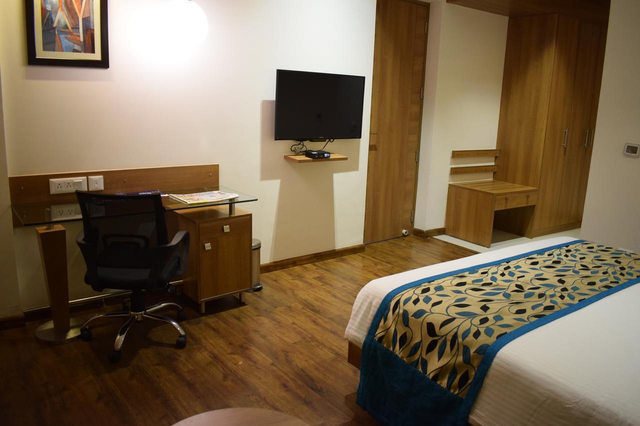 Hotel Misaki Manesar Gurgaon Exterior photo
