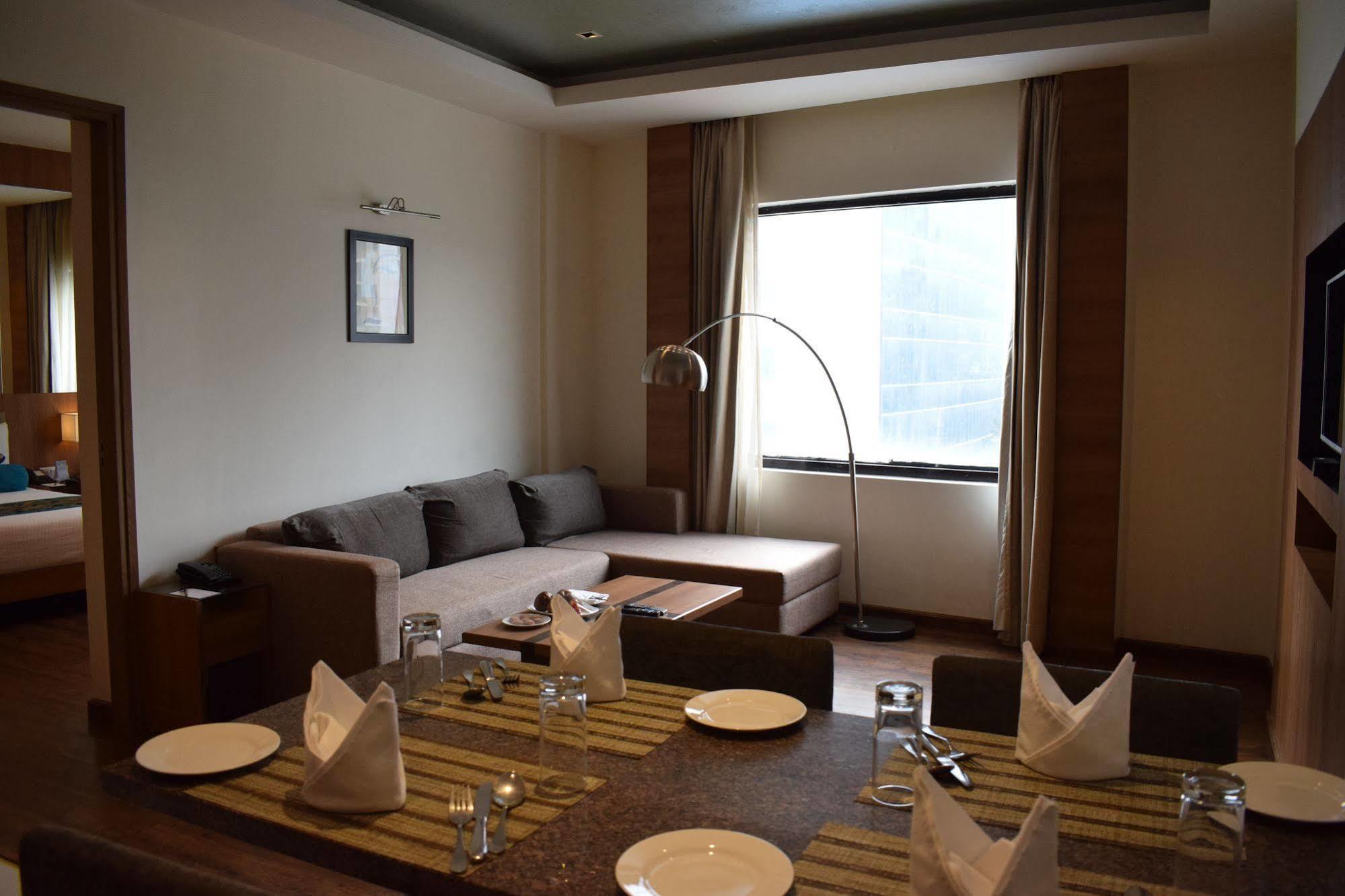 Hotel Misaki Manesar Gurgaon Exterior photo